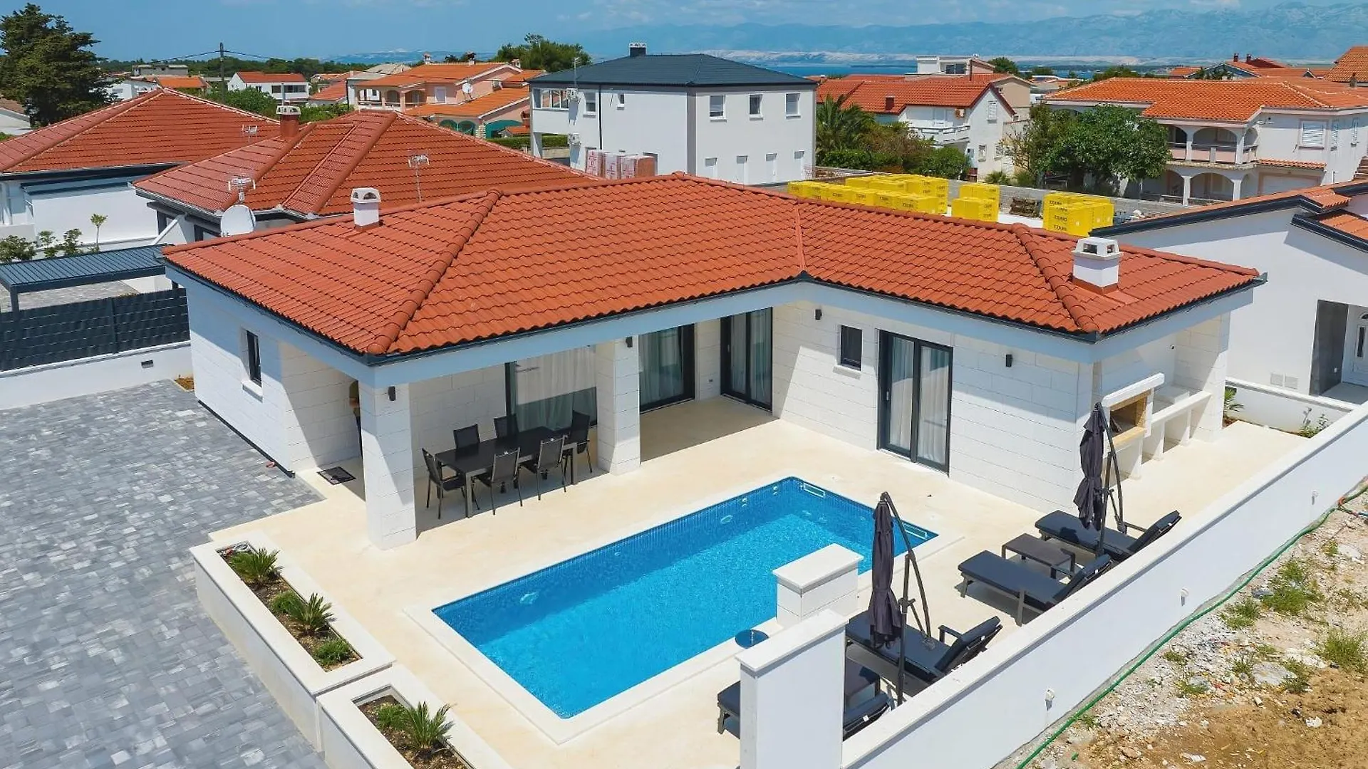 Luxury Villa Mariva With Heated Pool Vir 0*,