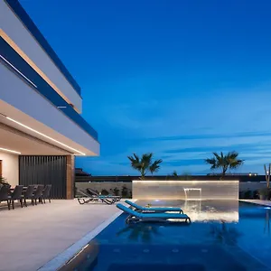Malibu Royal Vir