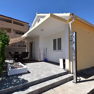  Ferienhaus Branka - 80 M From